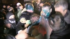 Ukrajinského kandidáta na prezidenta lynčoval dav