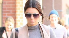 Pri Kendall Jenner sa grafik zahral na plastického chirurga. To sú prsia!