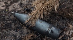 Muž našiel funkčný delostrelecký granát z druhej svetovej vojny. Odniesol si ho domov