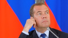 Nečakané zistenie. Ruský exprezident Medvedev útočí na Západ a Kyjev vždy, keď dostane špeciálnu zásielku