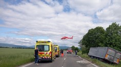 Polícia zverejnila podrobnosti k tragickej nehode pri Fekišovciach. Zrážku s kamiónom neprežili traja ľudia