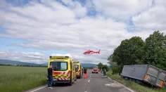 Tragická nehoda pri Fekišovciach: V aute po zrážke s kamiónom zahynuli traja členovia jednej rodiny