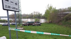 Potápači prehľadávali miesto, ktoré im včera ukázal Miroslav Marček