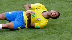 Geniálny futbalista, ale aj nadaný herec. Internet sa baví na Neymarovom "filmovaní"