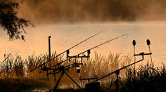 FOTO: Rybár kúpil dcére detskú ružovú udicu za deväť eur. Z vody s ňou vytiahol rekordného sumca