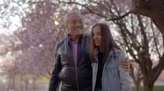 Karel Gott zverejnil pieseň s dcérou. Slzy a zimomriavky sú zaručené