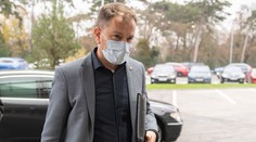 Premiér: Od plánu plošného testovania budúci víkend sa zatiaľ upúšťa