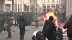 Napätie vo Francúzsku stúpa. Nasadili až 45-tisíc policajtov