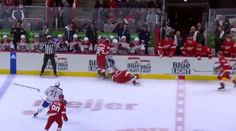 VIDEO: Jubilejný zápas nedohral. Slafkovský nešetrne narazil protihráča, šiel predčasne pod sprchy