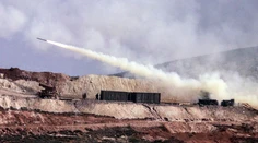 Sýrske štátne médiá hlásia raketový útok na vojenské letisko v Homse