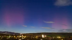 FOTO a VIDEO: Polárna žiara nad východným Slovenskom. V najbližšej dobe budeme mať šancu pozorovať ďalšie