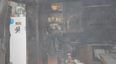 Stačilo pár minút a päťčlenná rodina stratila strechu nad hlavou. V Kozárovciach im vyhorel dom