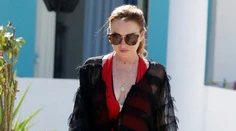 Lindsay Lohan ukázala nie príliš lichotivú postavu. Minulosť sa na nej podpísala