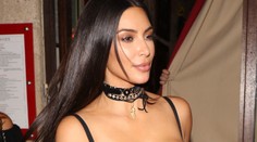 Kim Kardashian výrazne schudla. Odrazilo sa to aj na jej veľkom poprsí