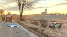 Mladá vodička zrazila na ceste chodca (†87), sama skončila v nemocnici