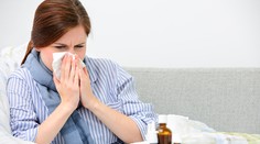 ŠÚKL zverejnil nový počet podozrení na nežiadúce účinky, k závažným pridal aj vysokú teplotu