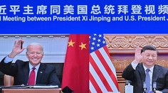 Súperenie medzi USA a Čínou nesmie prerásť do konfliktu, povedal Biden Si Ťin-pchingovi