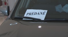 Nové autá aj staré vraky. Slováci za prvý polrok menili vo svojich garážach autá ako ponožky