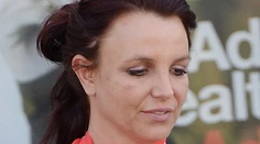 Opuchnutá a dogabaná Britney Spears