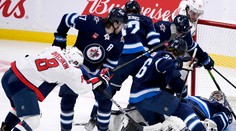 Washington bez Fehérváryho vyhral vo Winnipegu, Ovečkin dal 797. gól