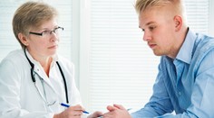 Máme množstvo prestarnutých lekárov. Najhoršie to je na vidieku