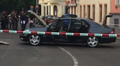 V Prahe explodovala trhavina pod prednou kapotou Lexusu