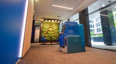 FOTO: Prekvapivý ťah. Prvá banka na Slovensku nečakane otvorila samoobslužnú pobočku