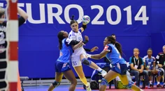 Slovenské hádzanárky odštartovali šampionát prehrou