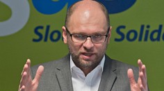 Opozícii ponúkli sedem predsedov výborov. Sulík je nespokojný