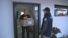Vianočná služba s kuriérom. Vyskúšali sme si jedno z najvyťaženejších povolaní