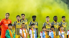 Tragédia po triumfe DAC nad Trenčínom. Jeden fanúšik zomrel, ďalší sú v kritickom stave