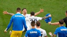 VIDEO: Víťazný zásah mal na nohe i Šporar. Slovinci zamotali skupinu, proti Dánom im pomohol šťastný teč