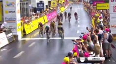 VIDEO: Sagan skončil v piatej etape Okolo Poľska opäť na pódiu, udržal aj "žlutú košulku"