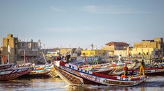 Pri prevrátení člna v Senegale zahynulo až 17 žien