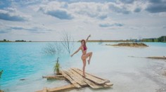 Influenceri sú na smiech: Zistili, že vo fotogenickom jazere riskovali životy