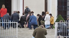 Prvé nedeľné omše počas nových opatrení. Boli sme sa pozrieť, ako to vyzeralo v kostoloch
