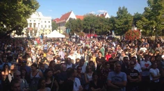 Na koncert venovaný podpore ľudskosti prišli stovky ľudí