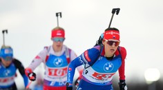 V pretekoch ženskej štafety sa zo zlata tešili francúzske biatlonistky. Slovenky preteky nedokončili