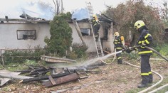 Pri Prešove horela prístavba domu. Majiteľ tam varil jedlo pre hydinu