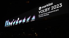 V centre Bratislavy vysvietili výsledky exit pollu TV Markíza: Biela noc je unikátna, pozrite si video