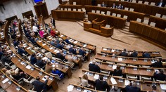 Parlament bude na začiatku budúceho týždňa rokovať o skoršom termíne volieb