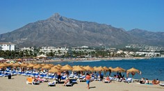 Pokuty za obsadenie ležadla osuškou. Po Chorvátsku ich zavádzajú aj ďalšie európske letoviská