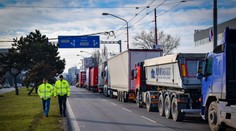 Kamionisti štrajkovali v Bratislave: Prišli po obchvate D1, dopravu neblokovali