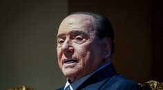 Bývalý taliansky premiér Berlusconi je v nemocnici na jednotke intenzívnej starostlivosti
