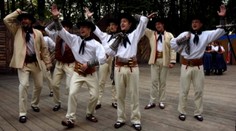 Folkloristi prišli o to najcennejšie. Zlodej im ukradol kroje