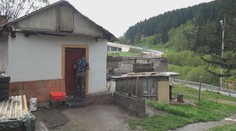 Kvôli mostu pre zvieratá chcú zničiť osadu, v ktorej žije asi 40 ľudí