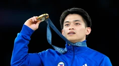 Filipínsky zlatý medailista je doma hrdinom. Čaká ho kráľovská odmena, nový byt či jedlo dokonca života zadarmo
