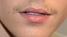 Kto mu zráta všetky fúziky? Toto si mal radšej oholiť!