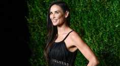 Nenápadne vylepšená Demi Moore vyzerá o 20 rokov mladšie