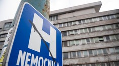 Nemocnice naprieč Slovenskom rušia operácie alebo prestávajú objednávať pacientov na december